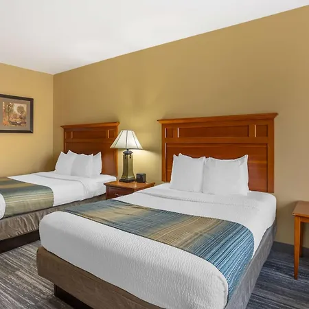 Best Western Plus University Park Inn & Suites State College Exterior photo