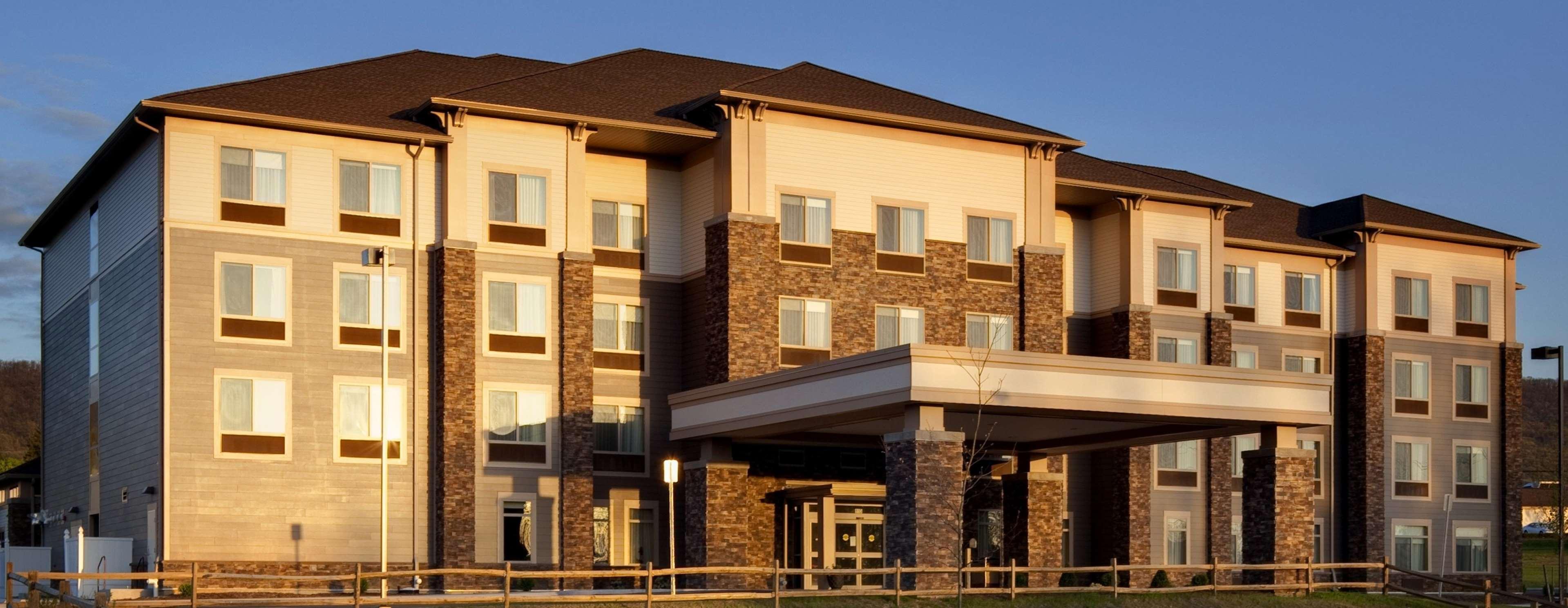 Western Park & 3* State College