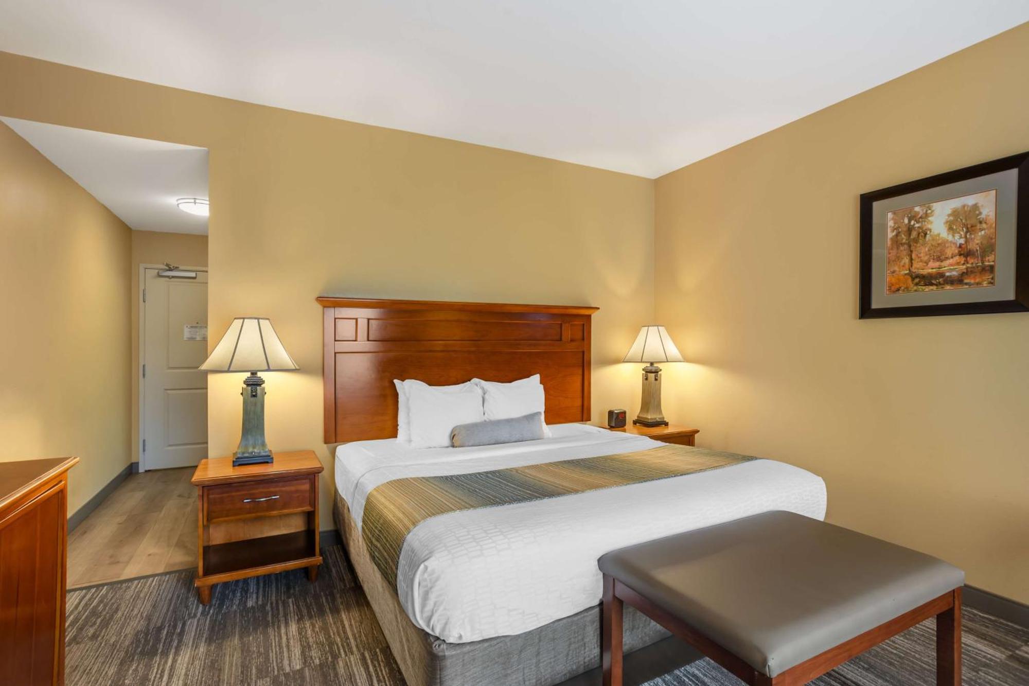 Western Park & Hotel